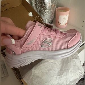 Brand new Skechers kids sneakers